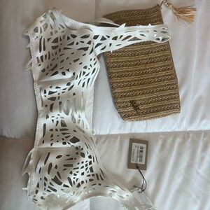 Thaikila Scribble Blanco Top